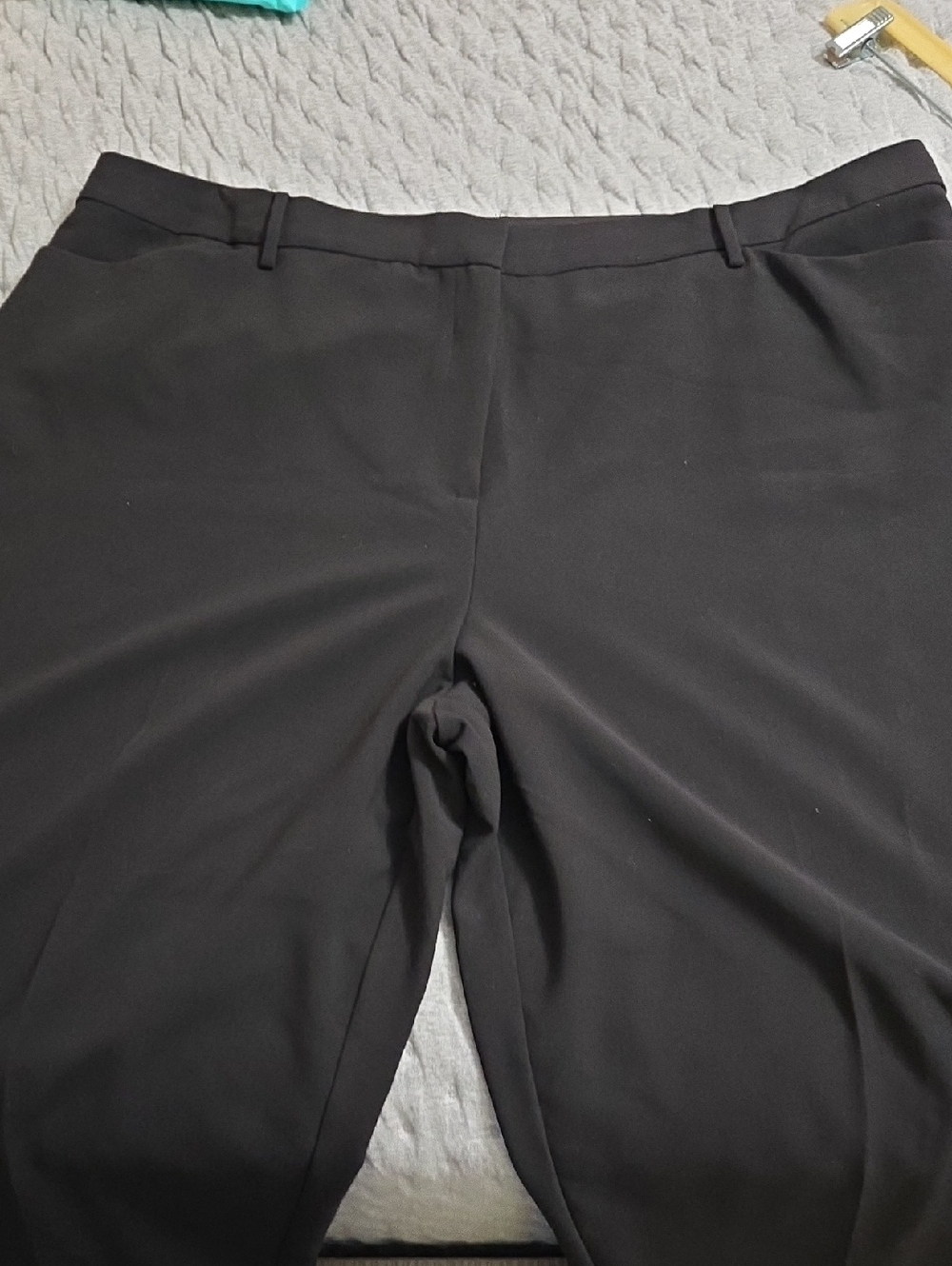 Halogen Black Trousers with Branded Hang Tag